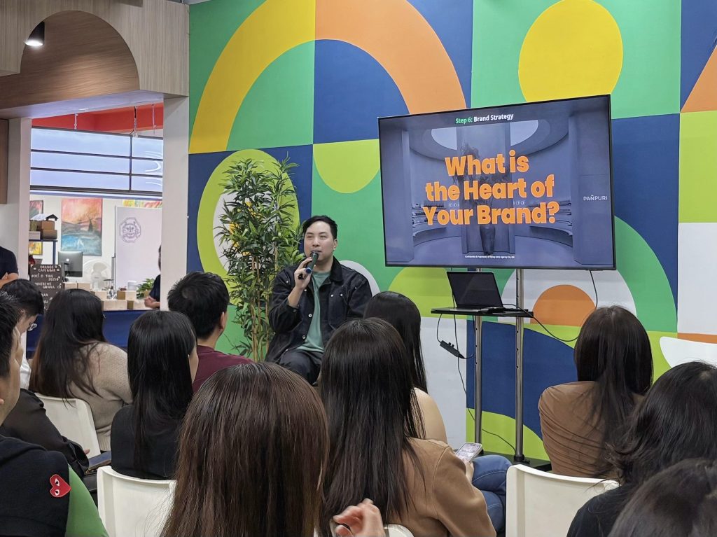 Power Up Your Marketing Team with AI ยกระดับทีมการตลาดด้วย AI