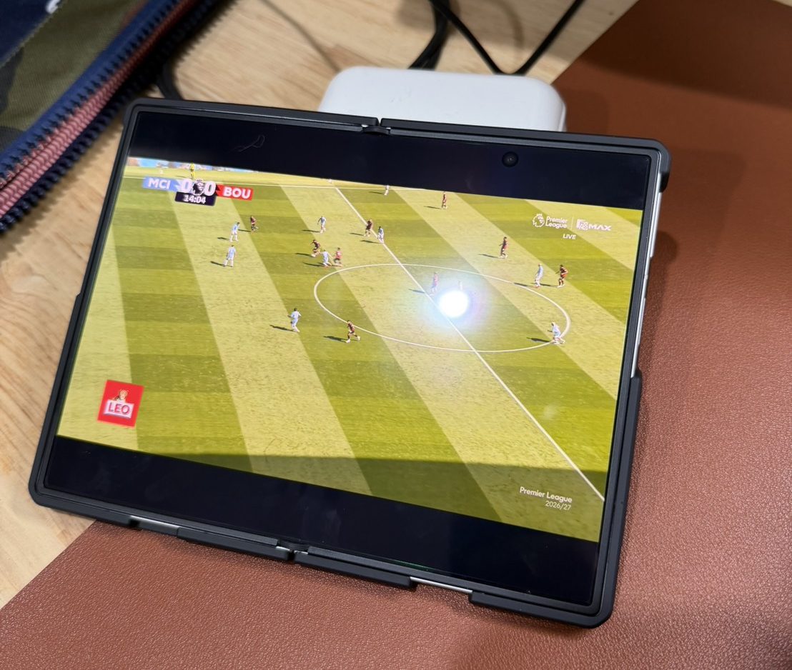 ดูบอลบน Samsung Galaxy Z Fold8 