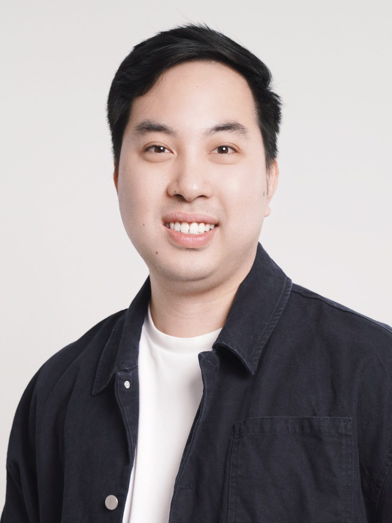 Natthapol Cholavit (ณัฐพล ชลวิทย์), Co-founder and CMO of Honey Lime Agency